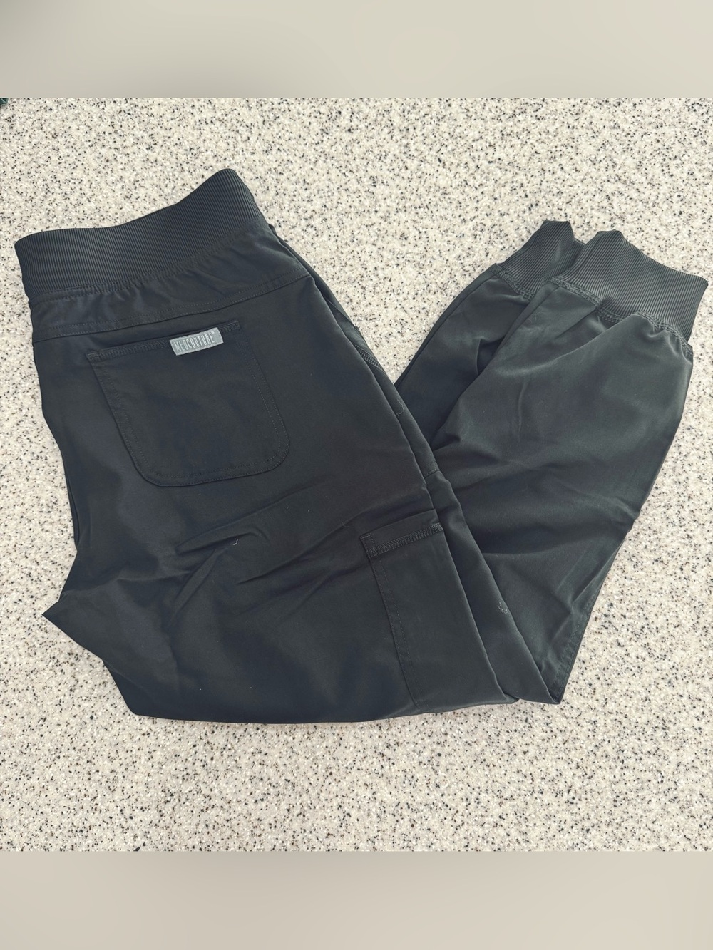 Med Couture Touch jogger scrub pants